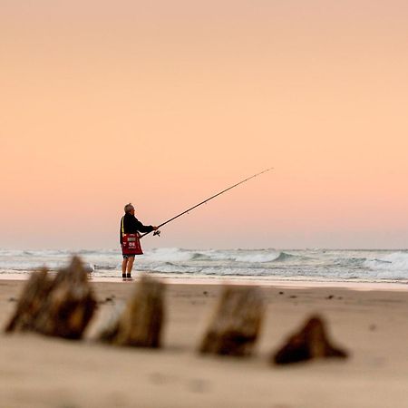 Woolgoolga Lakeside Holiday Park Hotel Buitenkant foto